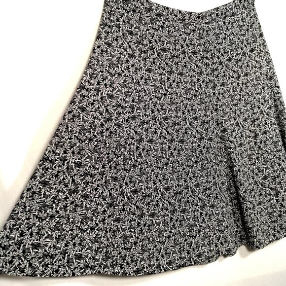 CJ Banks Skirt Plus Size 24 Midi Rayon Black White Palm Trees Tropical Beach Sun - Picture 3 of 9